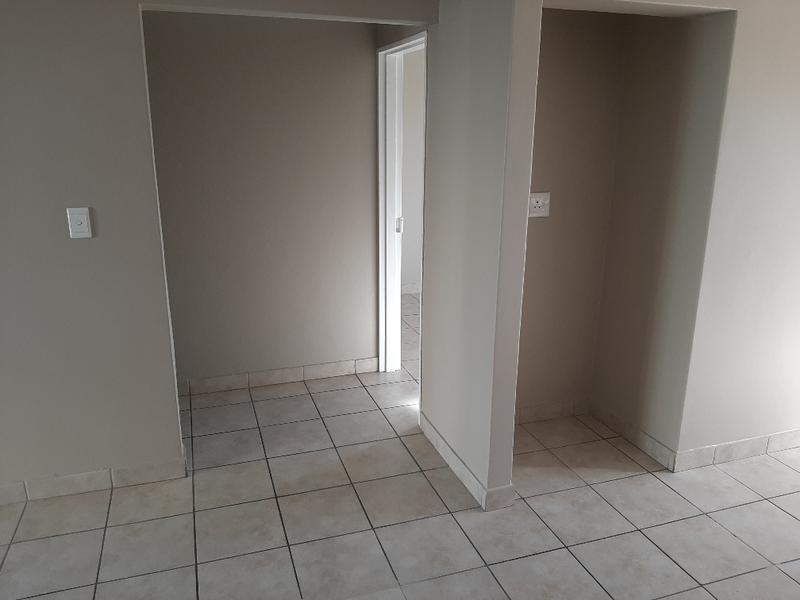 To Let 2 Bedroom Property for Rent in Burgundy Estate Western Cape